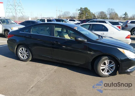 2013 Hyundai Sonata Gls z USA, uszkodzony, nr VIN 5NPEB4AC7DH753890